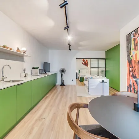 Apartment Alegria Lyfe